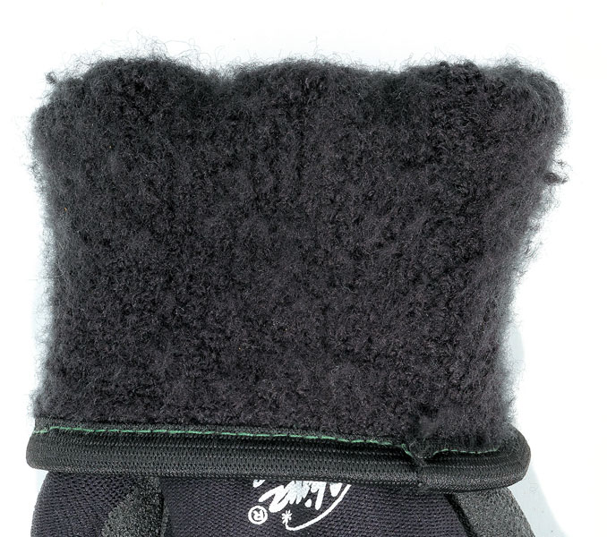 N9690 - Ninja® Ice 15 Gauge black nylon, Acrylic Terry inner, HPT palm and fingertips
